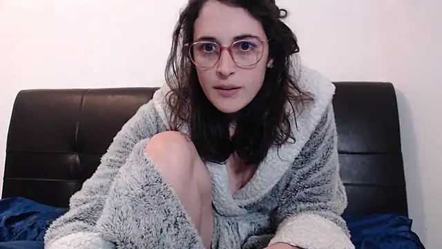 Lunaabbey online show from 01-14-25, 08:48