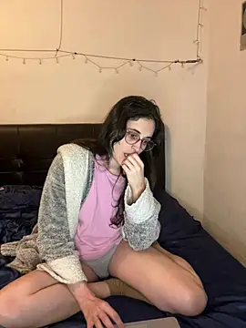 Lunaabbey online show from 02-21-26, 09:28