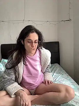 Lunaabbey online show from 03-29-26, 08:05