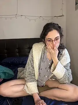 Lunaabbey online show from 03-25-26, 03:33