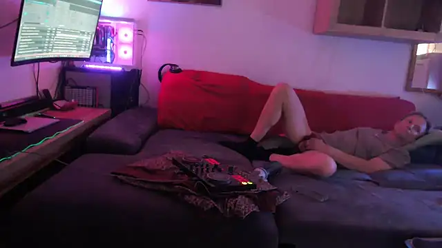 davidgntxxxxx online show from 04-18-26, 10:17
