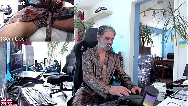 OnlineBossUK online show from 10-05-25, 04:31