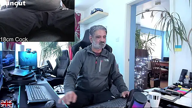 OnlineBossUK online show from 11-08-25, 11:14