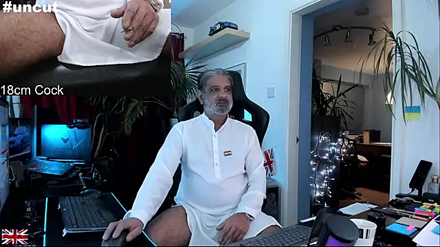 OnlineBossUK online show from 11-15-25, 04:33