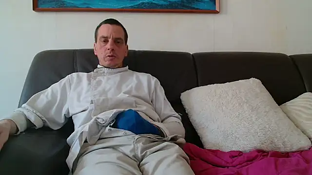 cloupefun online show from 01-18-26, 01:47