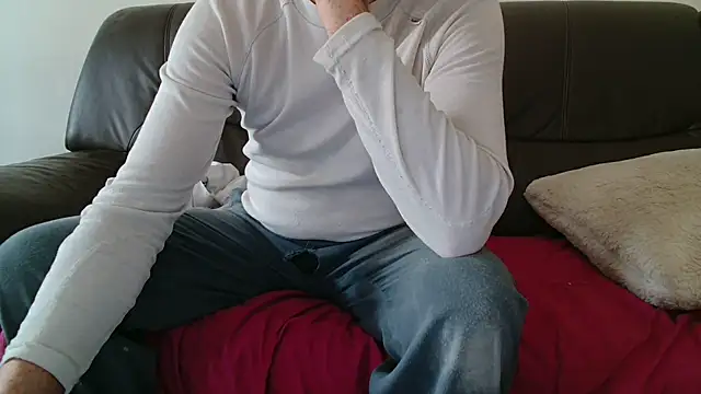 cloupefun online show from 10-31-25, 12:46