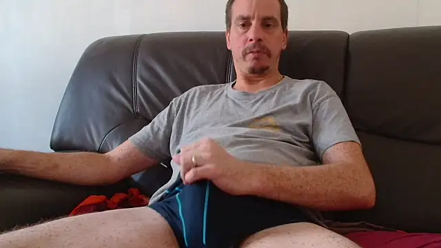 cloupefun online show from 11-04-25, 12:42