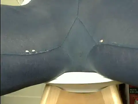 Snapshot of Squirtlady38 chatting on 02-23-25, 03:35 Squirtlady38 online show from 02-23-25, 03:35