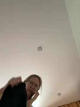 angelmommu online show from 03-04-26, 05:59