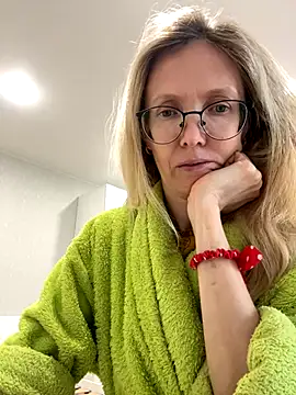 angelmommu online show from 10-24-25, 06:45