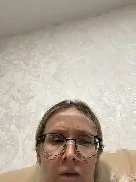 angelmommu online show from 04-07-26, 11:01