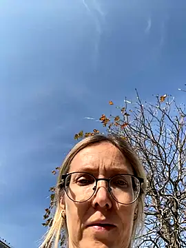 angelmommu online show from 11-08-25, 09:46