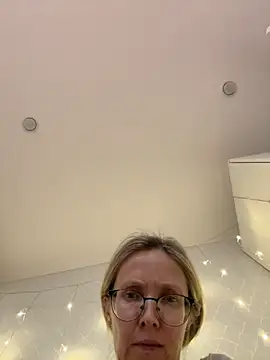 angelmommu online show from 02-16-26, 11:20