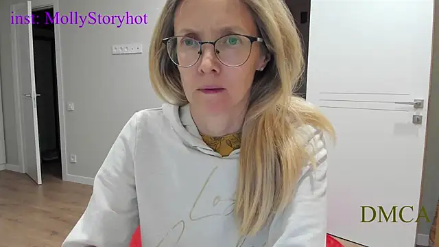 angelmommu online show from 12-01-25, 08:15