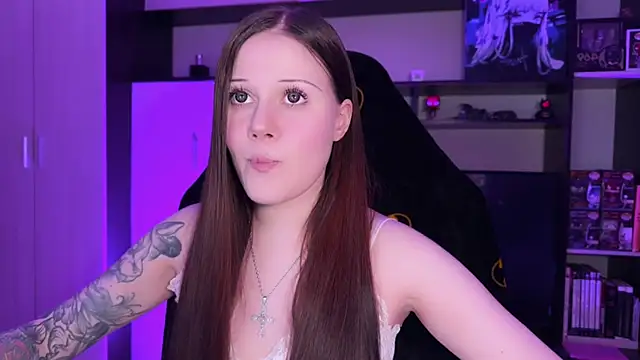 Snapshot of jasminevine chatting on 03-07-26, 08:32 jasminevine online show from 03-07-26, 08:32