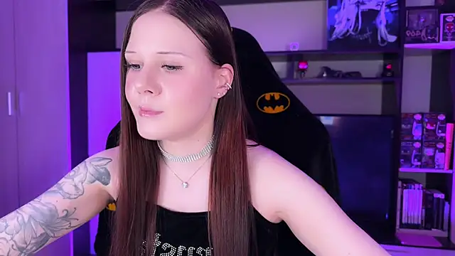 Snapshot of jasminevine chatting on 02-03-26, 03:37 jasminevine online show from 02-03-26, 03:37