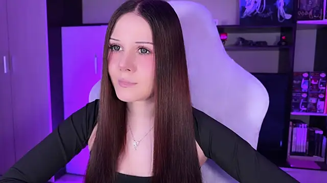 Snapshot of jasminevine chatting on 11-07-25, 05:45 jasminevine online show from 11-07-25, 05:45