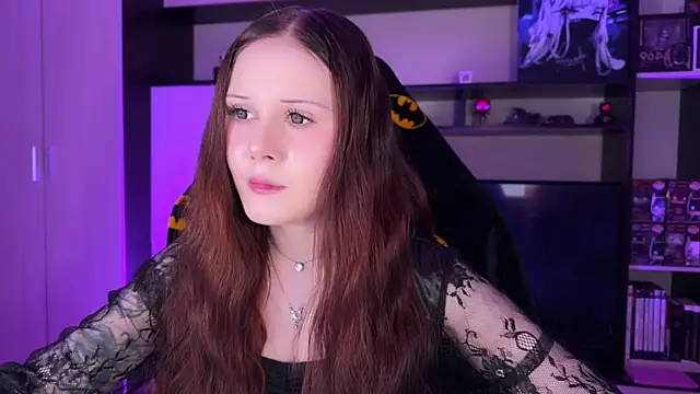 Snapshot of jasminevine chatting on 02-12-26, 06:57 jasminevine online show from 02-12-26, 06:57