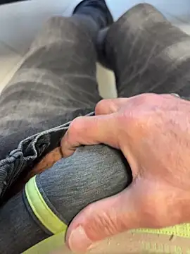 Snapshot of buodiculo chatting on 02-27-26, 07:30 buodiculo online show from 02-27-26, 07:30