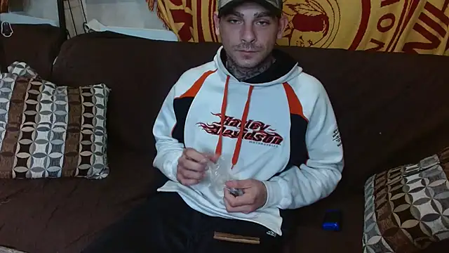 Snapshot of DADDY_KANE8--- chatting on 02-16-25, 06:21 DADDY KANE8--- online show from 02-16-25, 06:21