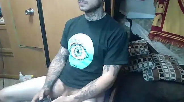 Snapshot of DADDY_KANE8--- chatting on 03-02-25, 12:42 DADDY KANE8--- online show from 03-02-25, 12:42