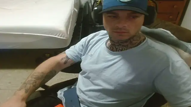 Snapshot of DADDY_KANE8--- chatting on 07-06-26, 10:55 DADDY KANE8--- online show from 07-06-26, 10:55