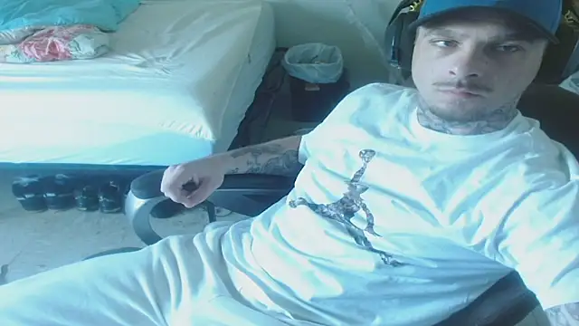 Snapshot of DADDY_KANE8--- chatting on 06-12-26, 03:43 DADDY KANE8--- online show from 06-12-26, 03:43