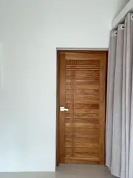 Helena Karel online show from 09-18-25, 07:33