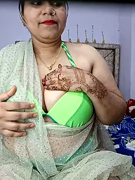 MOM-SUN-COUPLE online show from 02-11-25, 04:13