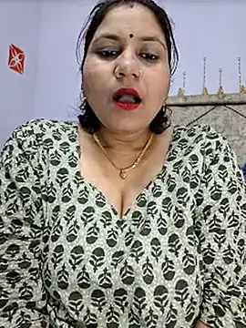 MOM-SUN-COUPLE online show from 02-22-25, 05:13