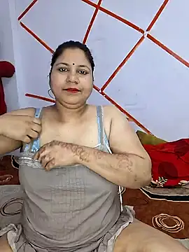 MOM-SUN-COUPLE online show from 02-05-25, 09:57