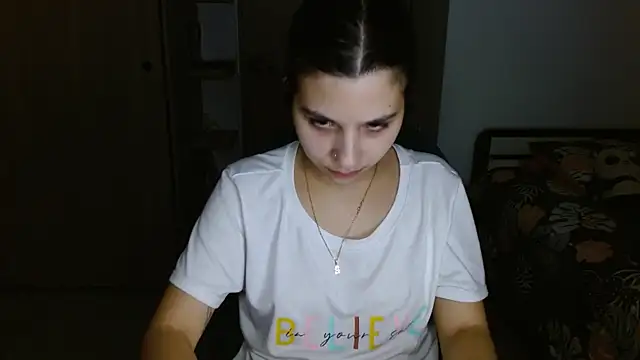 mia  lopez  online show from 05-07-26, 04:39