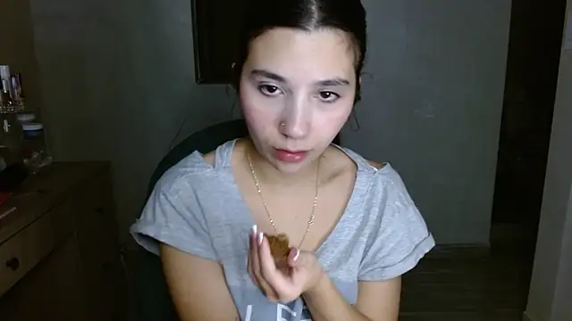 mia  lopez  online show from 07-01-26, 02:45