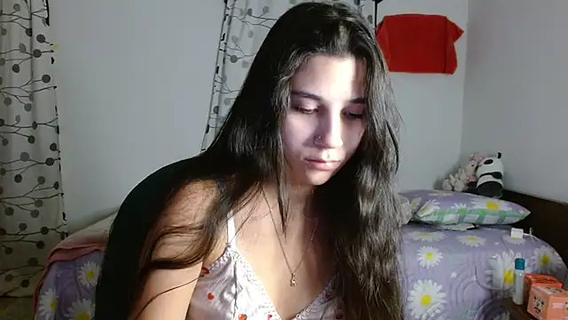 mia  lopez  online show from 02-25-25, 12:25