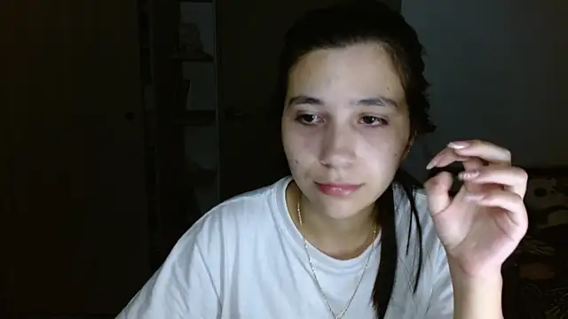 mia  lopez  online show from 05-12-26, 03:14