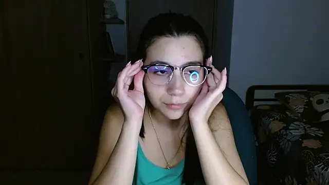 mia  lopez  online show from 04-24-26, 02:46