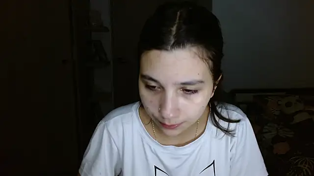 mia  lopez  online show from 05-17-26, 04:56