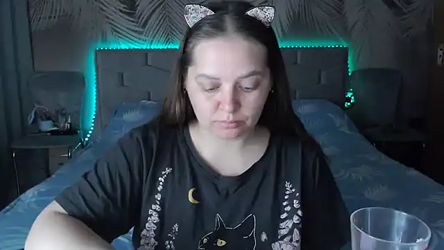 uliastar online show from 05-24-26, 06:24