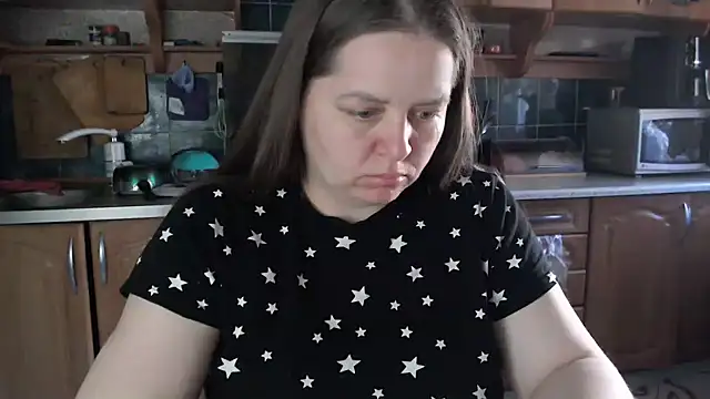 uliastar online show from 06-21-26, 06:08