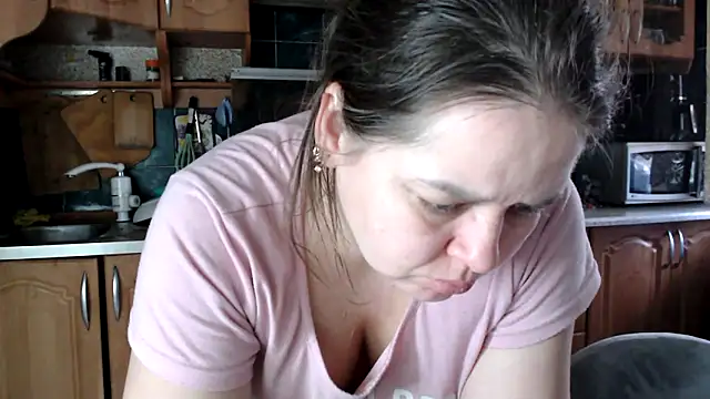 uliastar online show from 02-17-26, 07:38