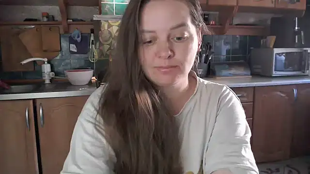uliastar online show from 06-14-26, 04:46