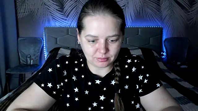 uliastar online show from 10-27-25, 07:09