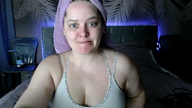 uliastar online show from 03-27-26, 08:11