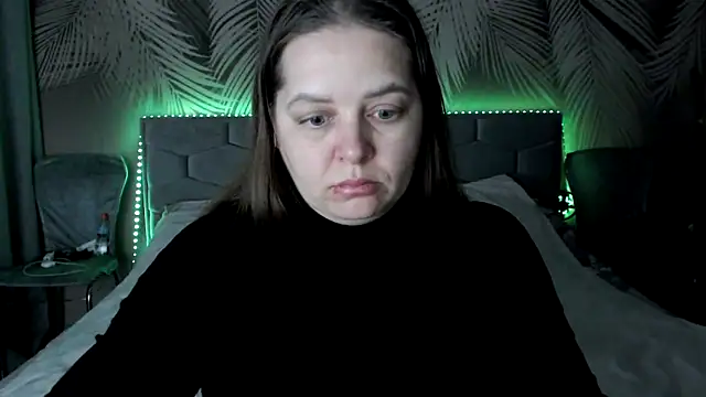 uliastar online show from 12-18-25, 07:02