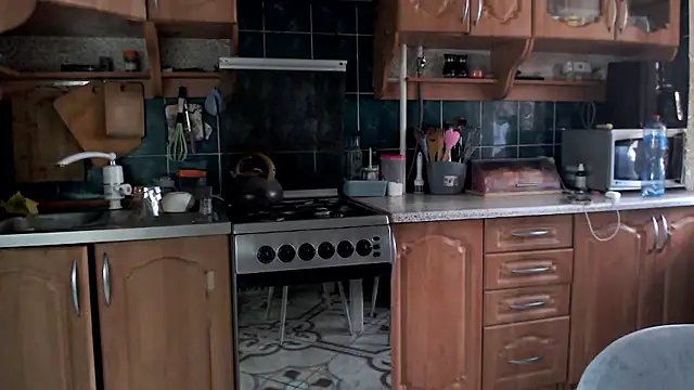 uliastar online show from 03-20-26, 07:20