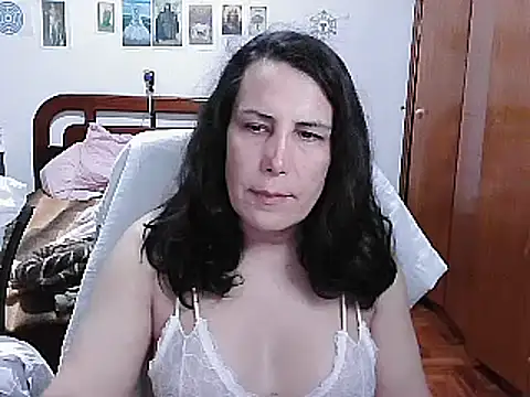 Snapshot of LauraVicttoria361215 chatting on 03-10-25, 11:49 LauraVicttoria361215 online show from 03-10-25, 11:49