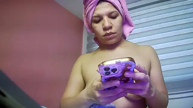 gatubelahot online show from 04-22-26, 06:04