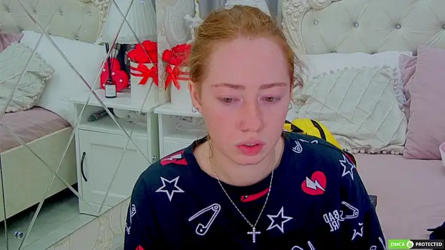 TinaBrook online show from 09-25-25, 04:18