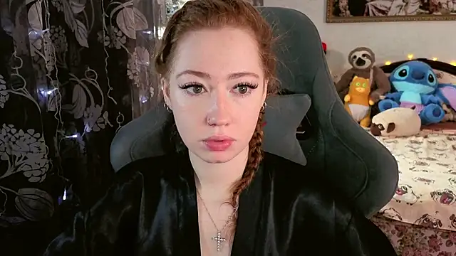 Snapshot of TinaBrook chatting on 03-23-26, 04:45 TinaBrook online show from 03-23-26, 04:45