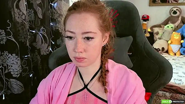 Snapshot of TinaBrook chatting on 04-03-26, 05:14 TinaBrook online show from 04-03-26, 05:14